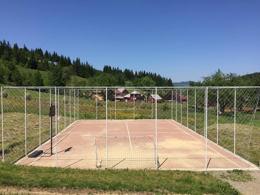 Conacul Domnitei Voronet Exterior photo