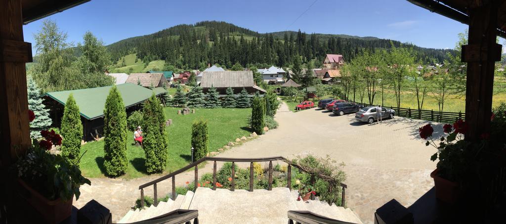 Conacul Domnitei Voronet Exterior photo